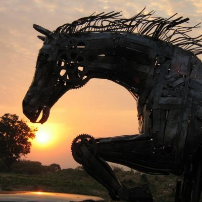 Salto em Liberdade Ze Vasconcellos Metal SculpturesZe Vasconcellos Metal Sculptures - Metal Sculptures - Campinas - São Paulo - Brasil