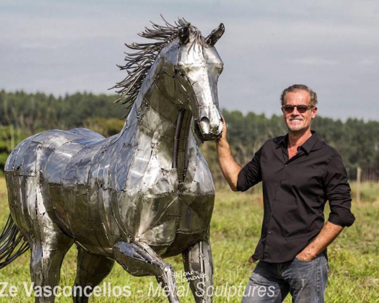 Quarter Horse - Nova escultura Ze Vasconcellos Metal SculpturesZe Vasconcellos Metal Sculptures - Metal Sculptures - Campinas - São Paulo - Brasil Esculturas em Metal, Metal Sculptures, Cavalo Metal, Horse Metal, Art Metal, Ze Vasconcellos Metal Sculptures