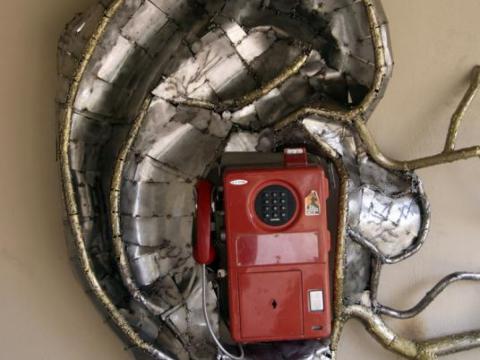 Orelhão em Inox - À VENDA Ze Vasconcellos Metal Sculptures - Ze Vasconcellos Metal Sculptures - Metal Sculptures - Campinas - São Paulo - Brasil - 6