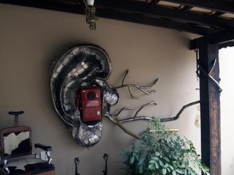 Orelhão em Inox - À VENDA Ze Vasconcellos Metal Sculptures - Ze Vasconcellos Metal Sculptures - Metal Sculptures - Campinas - São Paulo - Brasil - 10