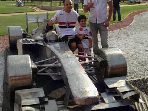 Exposição do F1 em evento no Estádio São Paulo Futebol Clube- Morumbi, São Paulo, Brasil Ze Vasconcellos Metal Sculptures - Ze Vasconcellos Metal Sculptures - Metal Sculptures - Campinas - São Paulo - Brasil - 9