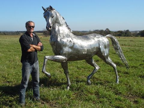História  Ze Vasconcellos Metal Sculptures - Ze Vasconcellos Metal Sculptures - Metal Sculptures - Campinas - São Paulo - Brasil - 2