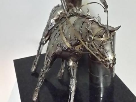Haras Raphaela terá escultura de Ze Vasconcellos como troféu permanente! De 3 a 8 de Junho de 2015. Ze Vasconcellos Metal Sculptures - Ze Vasconcellos Metal Sculptures - Metal Sculptures - Campinas - São Paulo - Brasil - 3