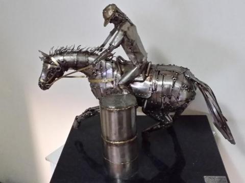 Haras Raphaela terá escultura de Ze Vasconcellos como troféu permanente! De 3 a 8 de Junho de 2015. Ze Vasconcellos Metal Sculptures - Ze Vasconcellos Metal Sculptures - Metal Sculptures - Campinas - São Paulo - Brasil - 1